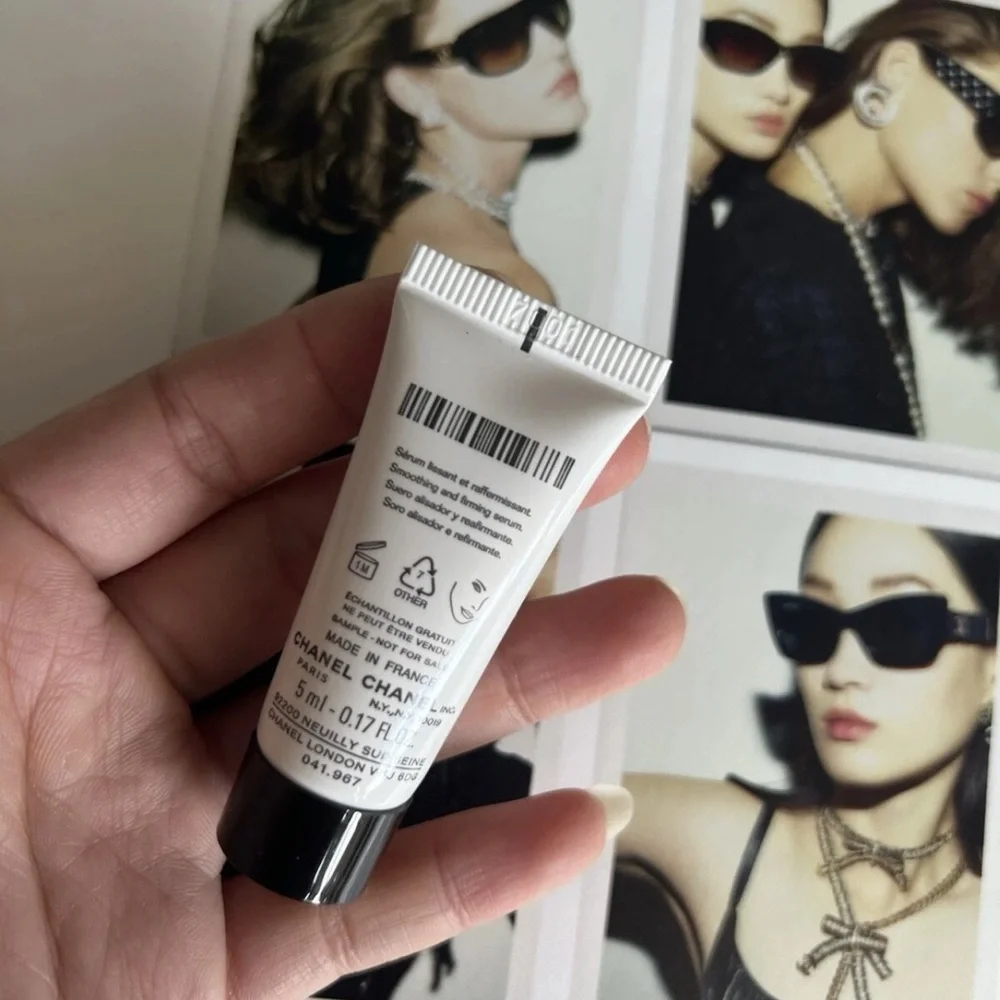 Chanel Le Lift Serum 0.17 Oz / 5 ml Sample Size